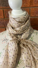 Load image into Gallery viewer, Silk Wild Rags &amp; Neck Ties
